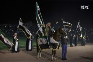 أهالي درعا يحيون الذكرى الأولى للأحداث التي يصفها الأهالي بـ"تحرير سوريا" وسط حضور شعبي واسع 29 درعا4