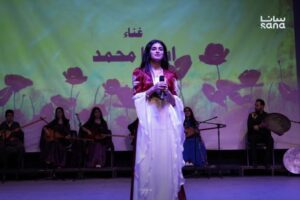 فرقة آشتي الكردية تحتفل بالذكرى الأولى للتحرير بعروض موسيقية ورقصات شعبية في دمشق 29 فرقة آشتي الكردية4