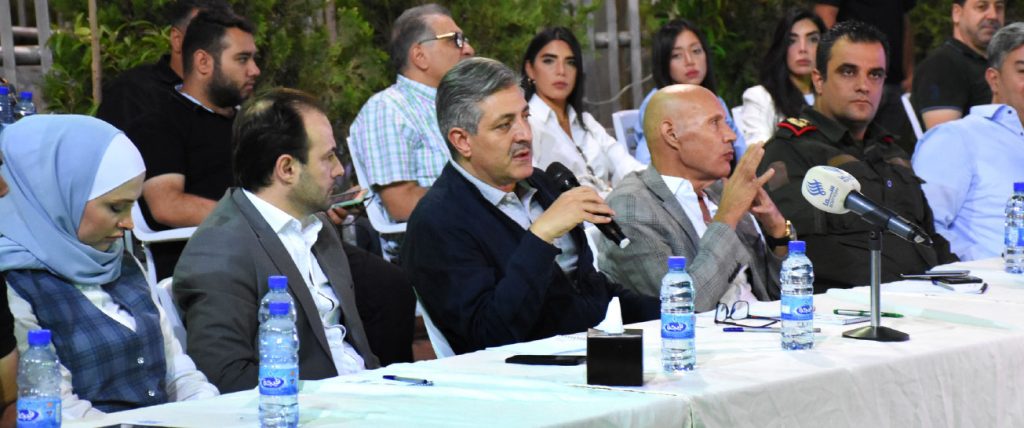 ثالث جلسات الحوار مع المجتمع الأهلي ضمن مبادرة "لأجل دمشق نتحاور" 1 ثالث جلسات الحوار مع المجتمع الأهلي ضمن مبادرة "لأجل دمشق نتحاور"
