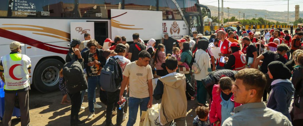 جهود حكومية ومبادرات أهلية لاستقبال أهالي لبنان 1 جهود حكومية ومبادرات أهلية لاستقبال أهالي لبنان