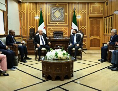 وزير العدل يبحث مع اتحاد المحامين العرب سبل تعزيز التعاون القانوني 3 العدل