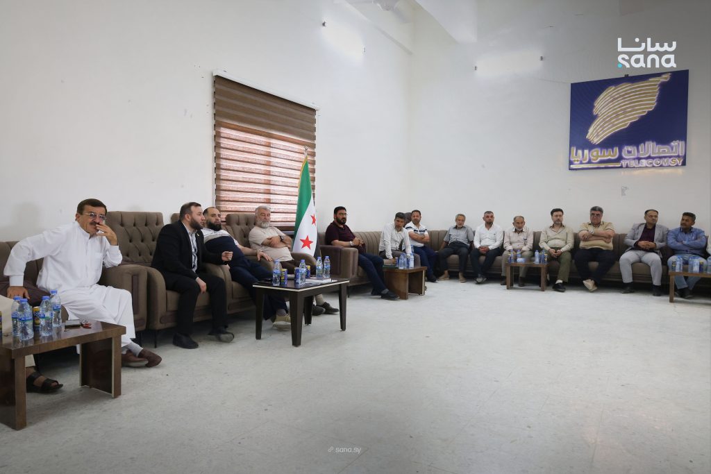 جلسة حوارية في معرة النعمان تبحث واقع الاستثمار والفرص المتاحة لتعزيز التنمية 1 IMG 0063 Copy 1024x683 1