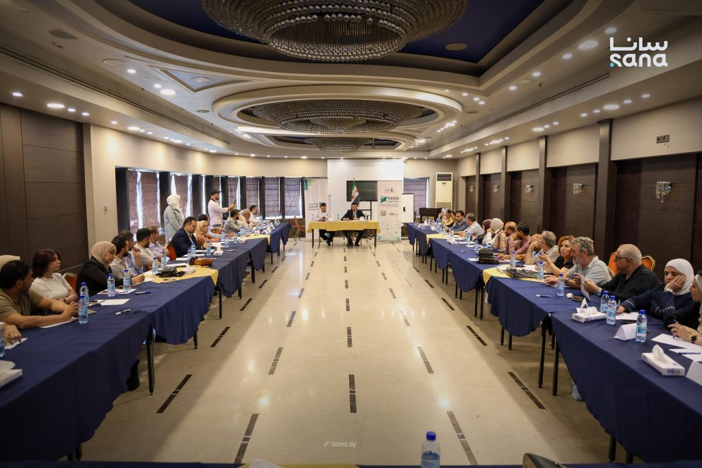 جلسة حوارية بدمشق تناقش أولويات العمل التشريعي 1 3X2A7397 1024x683 1