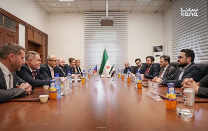 وزير الاتصالات يبحث مع وفد تشيكي سبل توسيع التعاون التقني والرقمي 5 IMG 20260730 172517 643 1024x683 1