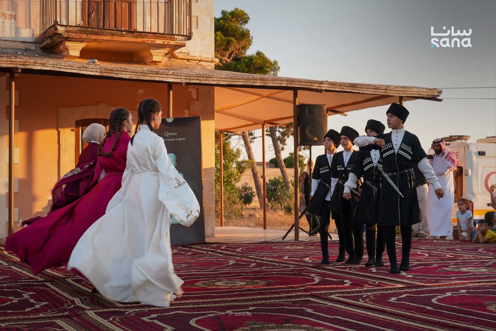 انطلاق مهرجان السلام في ريف حمص لتعزيز التماسك المجتمعي وإحياء التراث والثقافة الشعبية 1 IMG 9163 1024x683 1