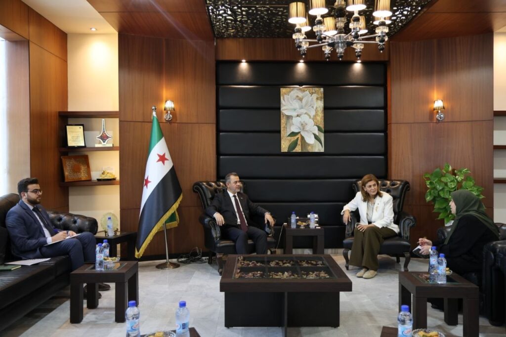 الوزيرة قبوات تبحث مع القادري تعزيز التعاون مع منظمة التعاون الإسلامي 1 photo 1 2026 07 21 01 28 40
