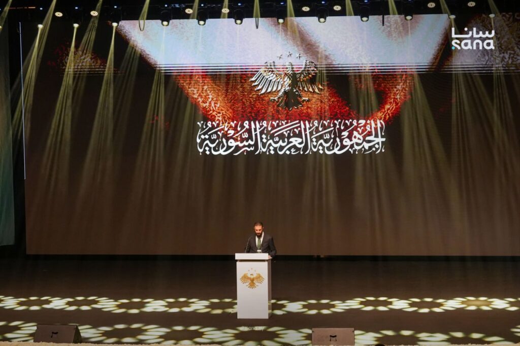 الرئيس الشرع يفتتح الدورة الأولى من معرض سوريا الدولي للنسيج "ناس تكس 2026" 1 photo 4 2026 07 18 18 49 38
