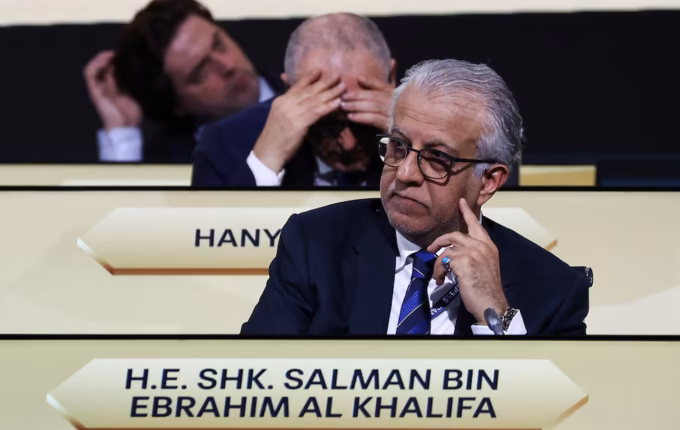 الاتحاد الآسيوي يوبخ الفيفا ويوجه