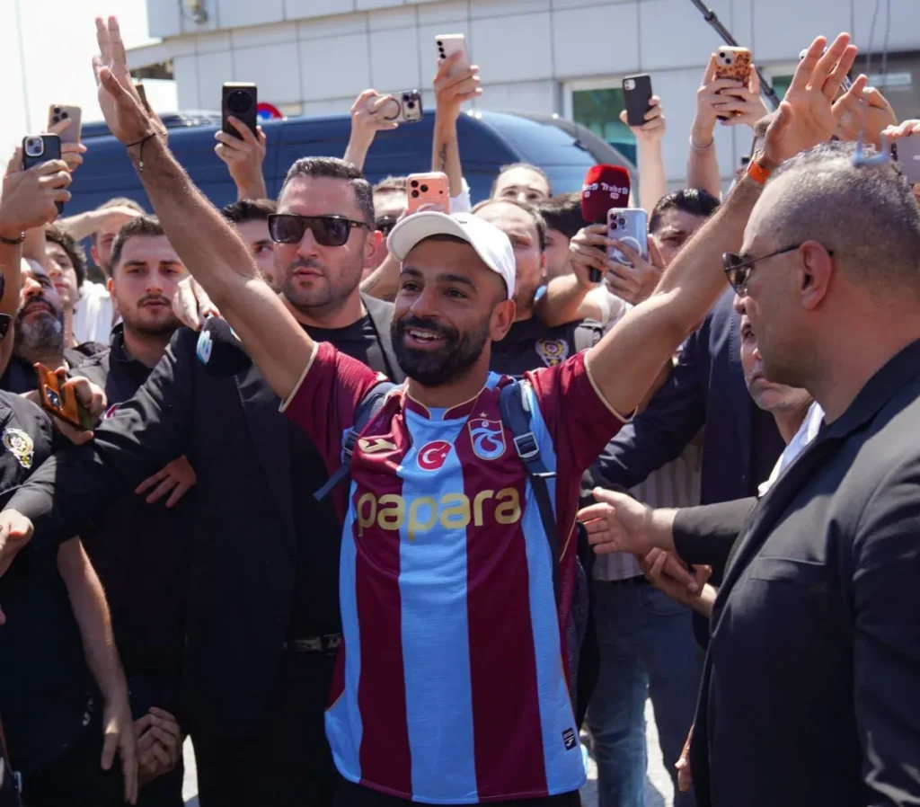 زخم «سوشيالي» مصري حول انتقال محمد صلاح لطرابزون التركي 1 زخم سوشيالي مصري حول انتقال