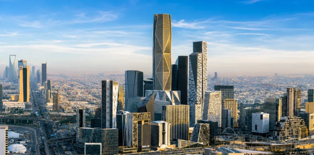 «السيادي السعودي» يدخل مرحلة «تحقيق القيمة» مع تعزيز مشاركة القطاع الخ 1 السيادي السعودي يدخل مرحلة تحقيق