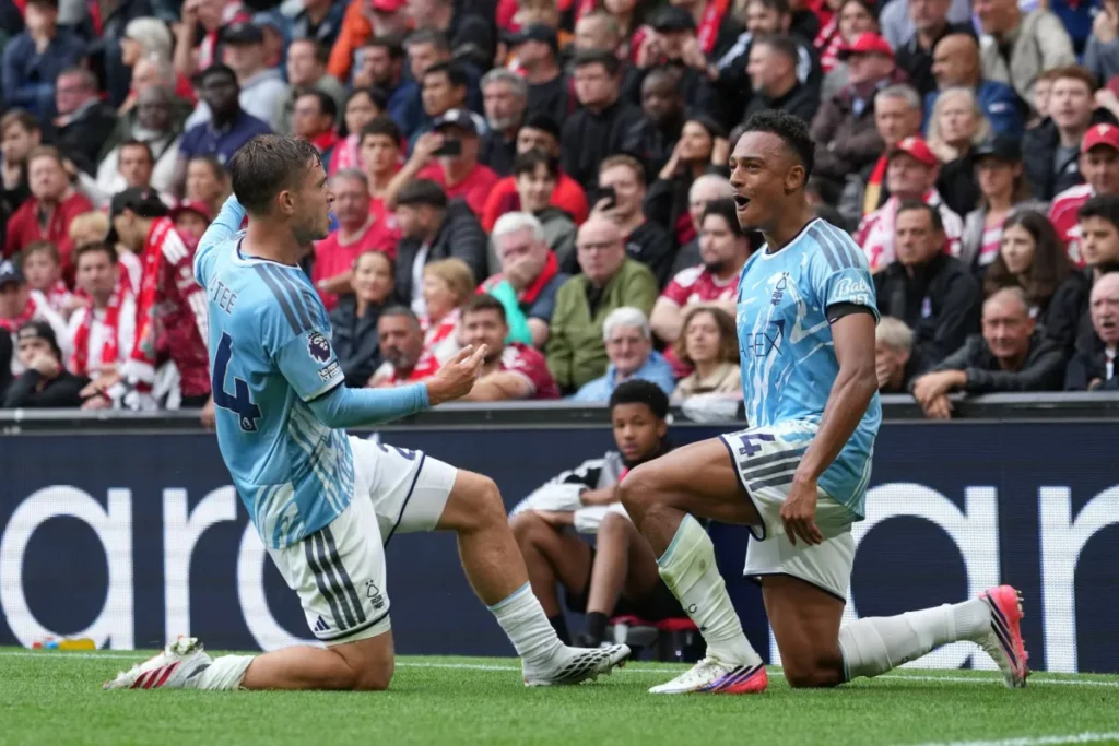 ليفربول يواصل تعثره ويتعادل بصعوبة على ملعبه أمام نوتنغهام 1 ليفربول يواصل تعثره ويتعادل بصعوبة