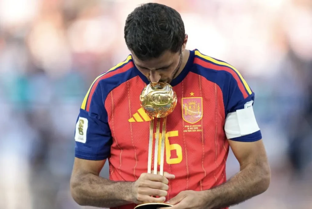 كيف خسر ريال مدريد رودري رغم حلمه بالقميص الأبيض؟ 1 كيف خسر ريال مدريد رودري