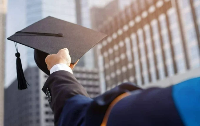 جامعات إماراتية ضمن أفضل جامعات