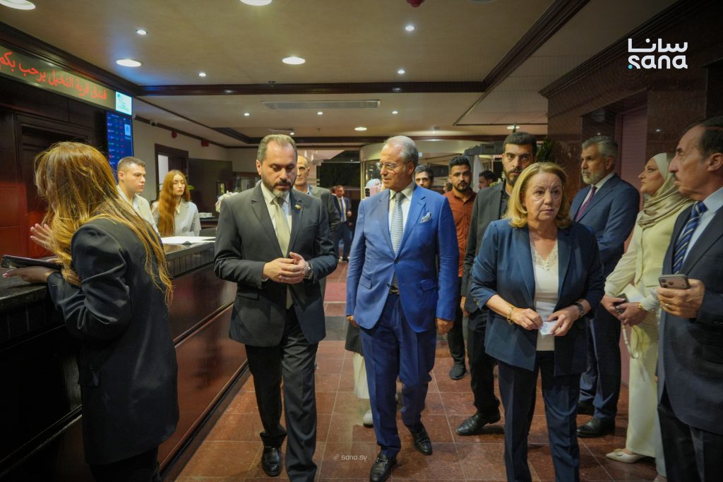 وزير السياحة يفتتح فندق قرية النخيل في يعفور بريف دمشق 1 DSC01188 6 1024x683 1