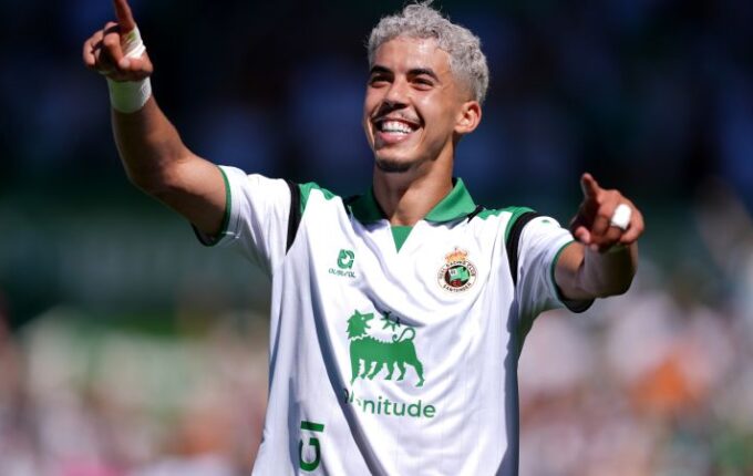 ياسر الزابيري أسد مغربي يقارع
