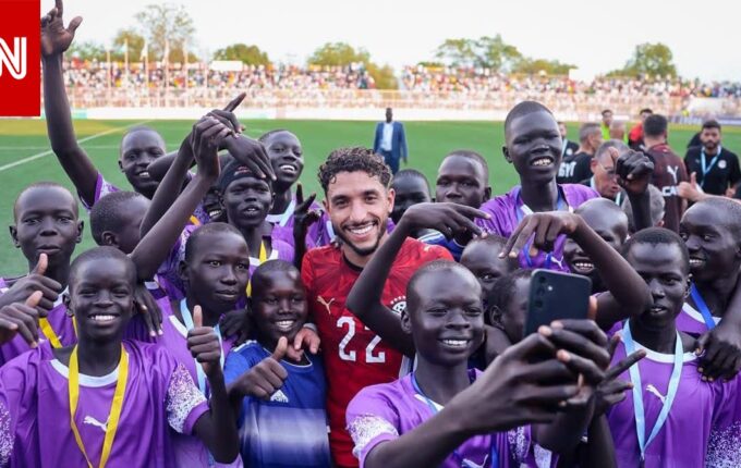 بـ6 كلمات كاف يعلق صورة
