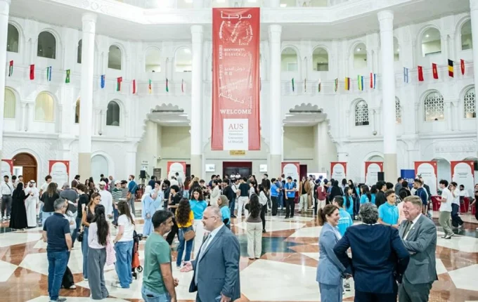 أمريكية الشارقة تستقبل 1400 طالب