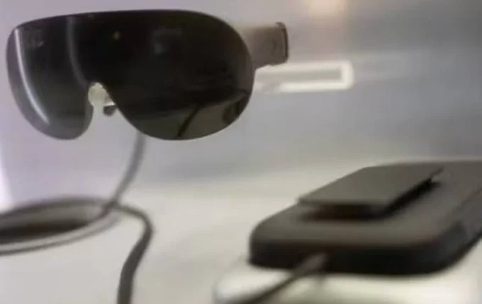 مكالمات واتساب تصبح ثلاثية الأبعاد