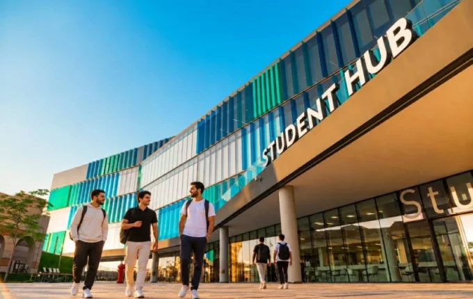 جامعة عجمان ضمن أفضل 400