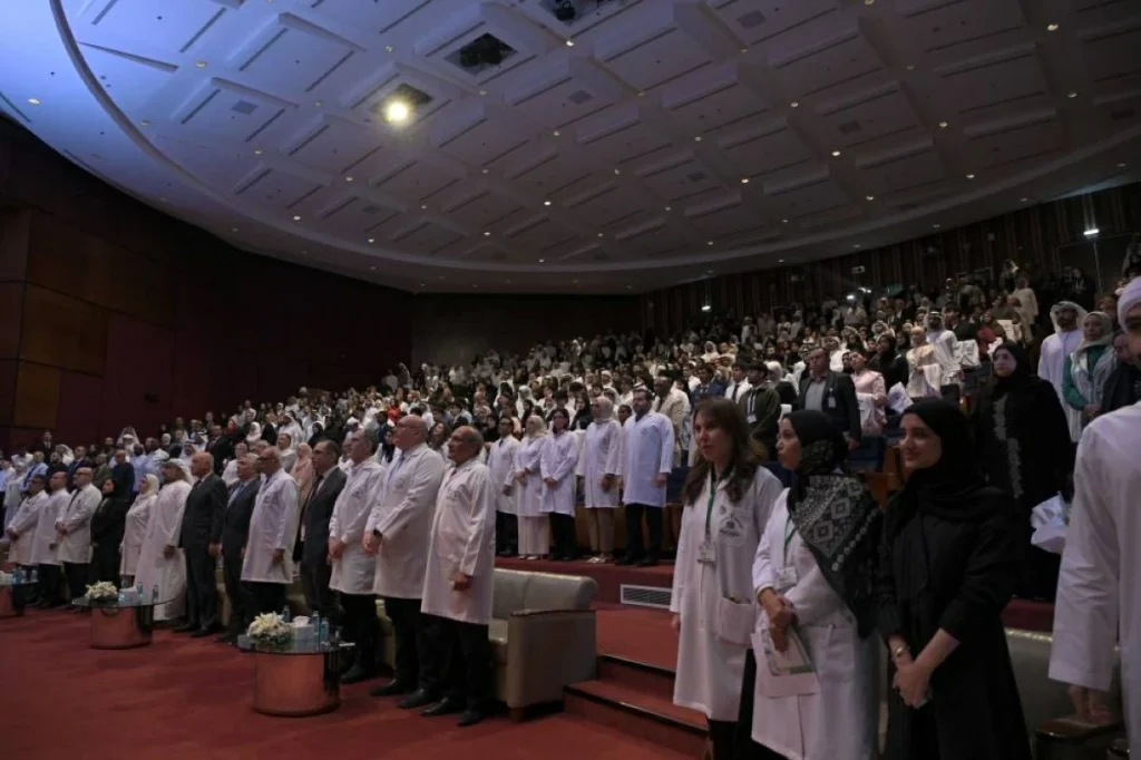 جامعة الشارقة تحتفي بطلبة كلية الطب الجدد 1 جامعة الشارقة تحتفي بطلبة كلية