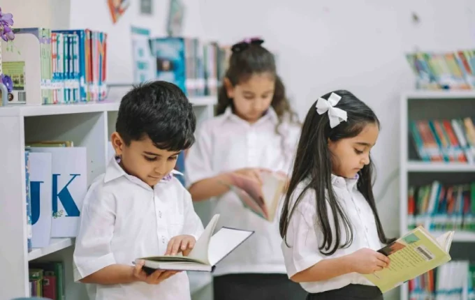 مدارس تحديث بيانات الطلاب يعزز