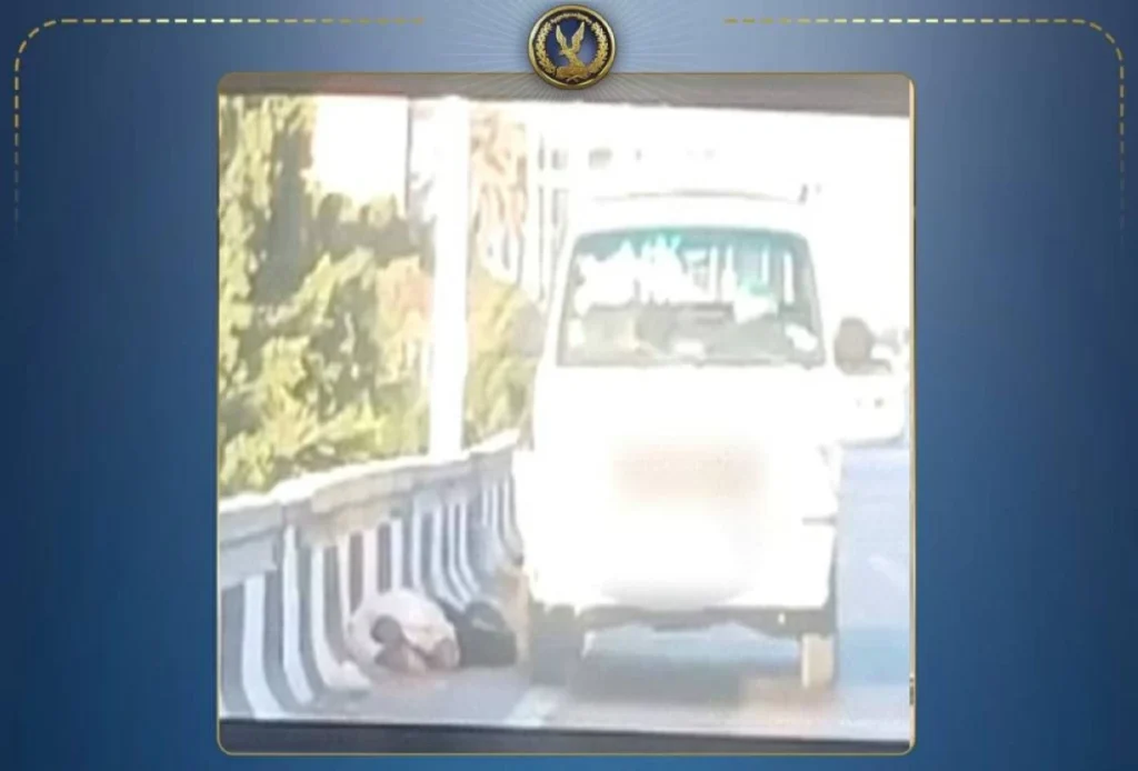 مكالمة كشفت الحقيقة.. كيف نجا سائق من تهمة قتل موظف في مصر؟ 1 مكالمة كشفت الحقيقة كيف